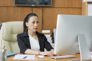 How Can an Executive Assistant Assist Me With Scheduling and Time Management?